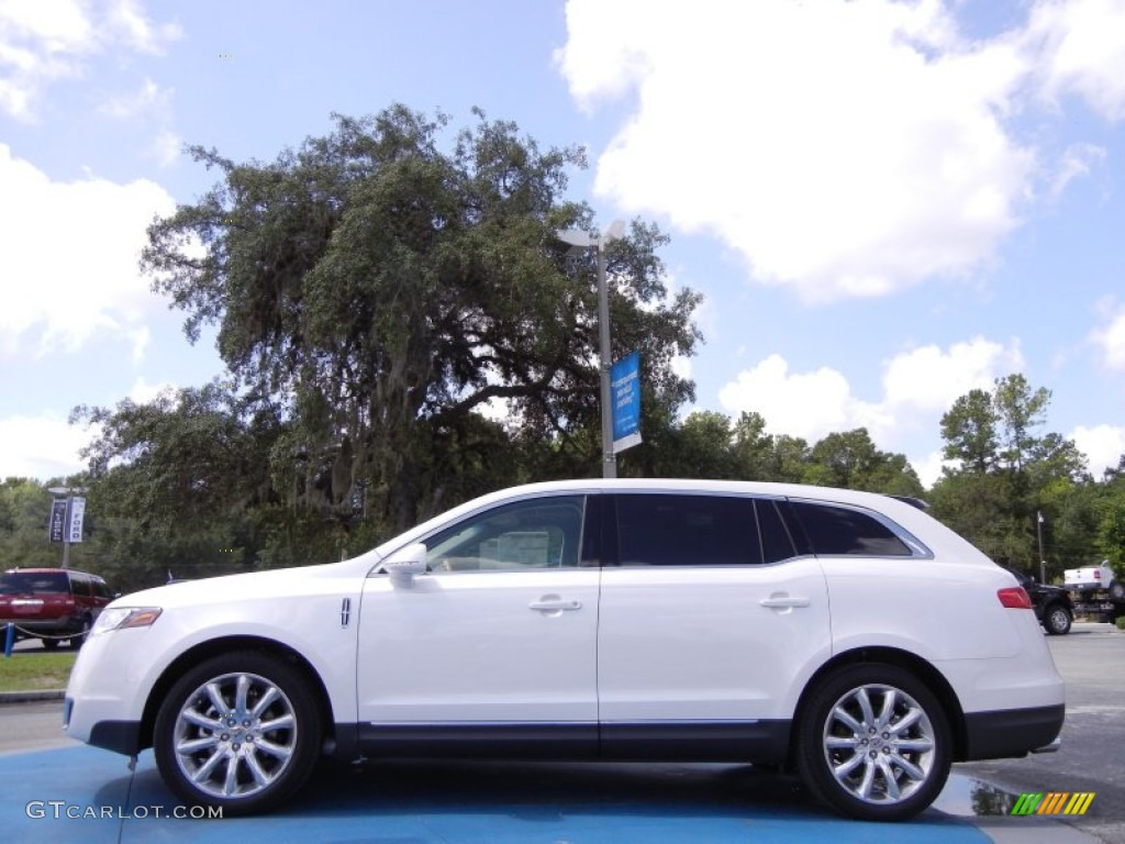 White Platinum Metallic Tri-Coat 2011 Lincoln MKT FWD Exterior Photo #52256515