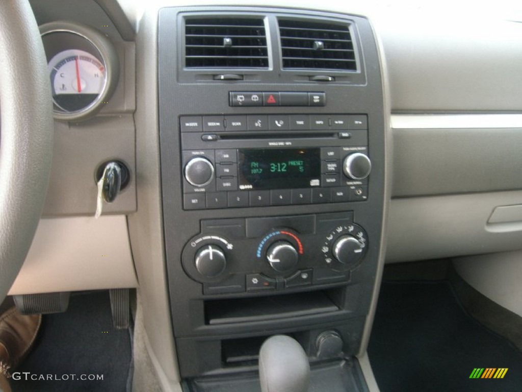 2008 Magnum  - Dark Titanium Metallic / Dark Khaki/Light Graystone photo #18