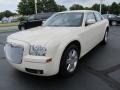 Cool Vanilla 2006 Chrysler 300 Touring AWD