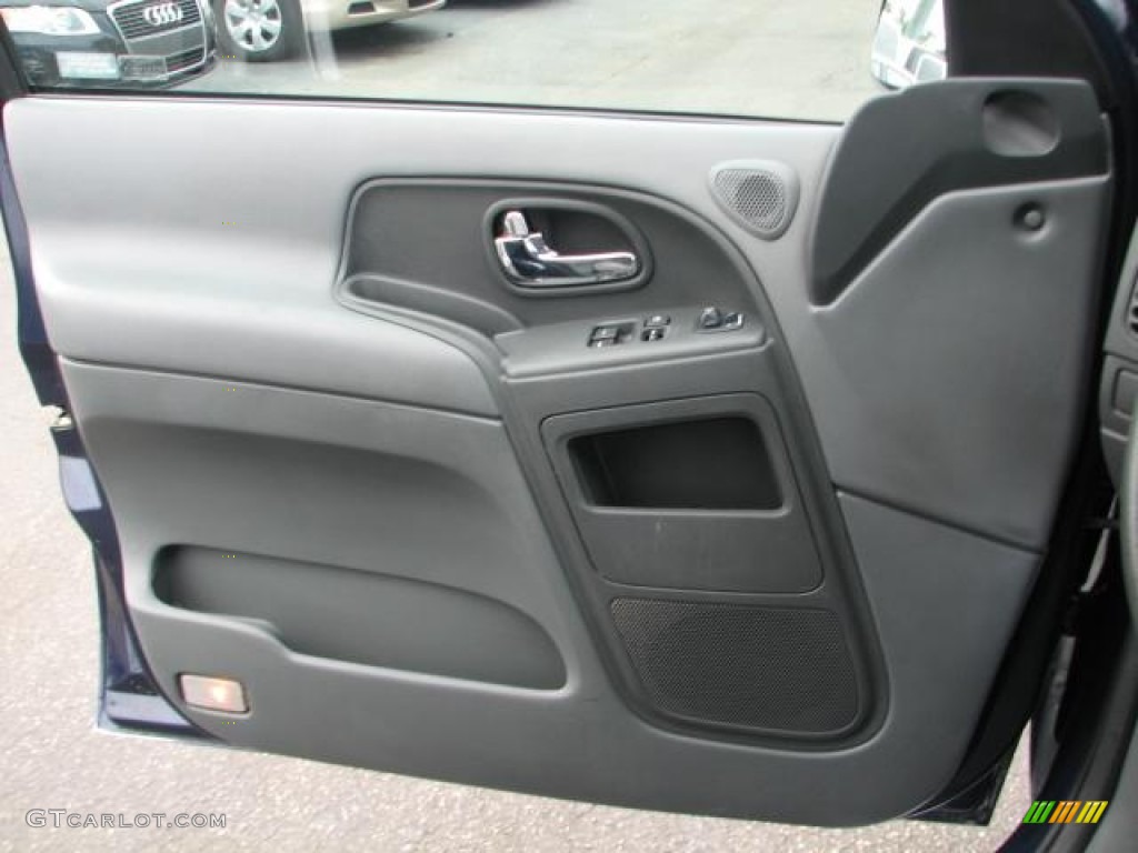 2002 Nissan Quest GXE Door Panel Photos