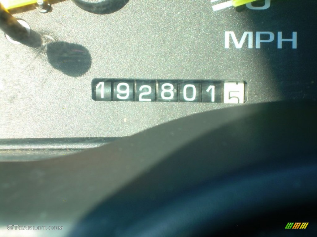 1996 Suburban K1500 4x4 - Emerald Green Metallic / Tan photo #10