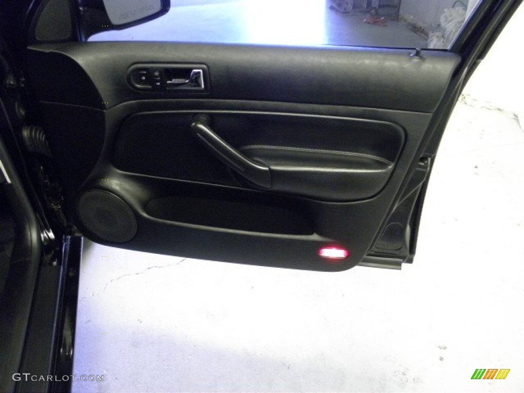 2003 Jetta GLS TDI Sedan - Black / Black photo #14