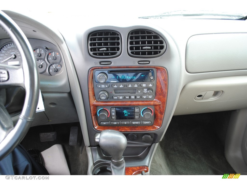 2004 Oldsmobile Bravada AWD Controls Photo #52263031