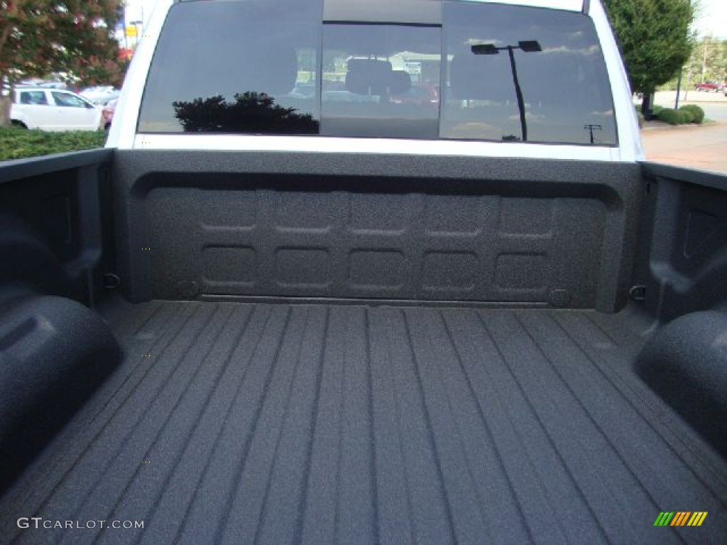 2011 Ram 1500 Big Horn Quad Cab 4x4 - Bright Silver Metallic / Dark Slate Gray/Medium Graystone photo #12