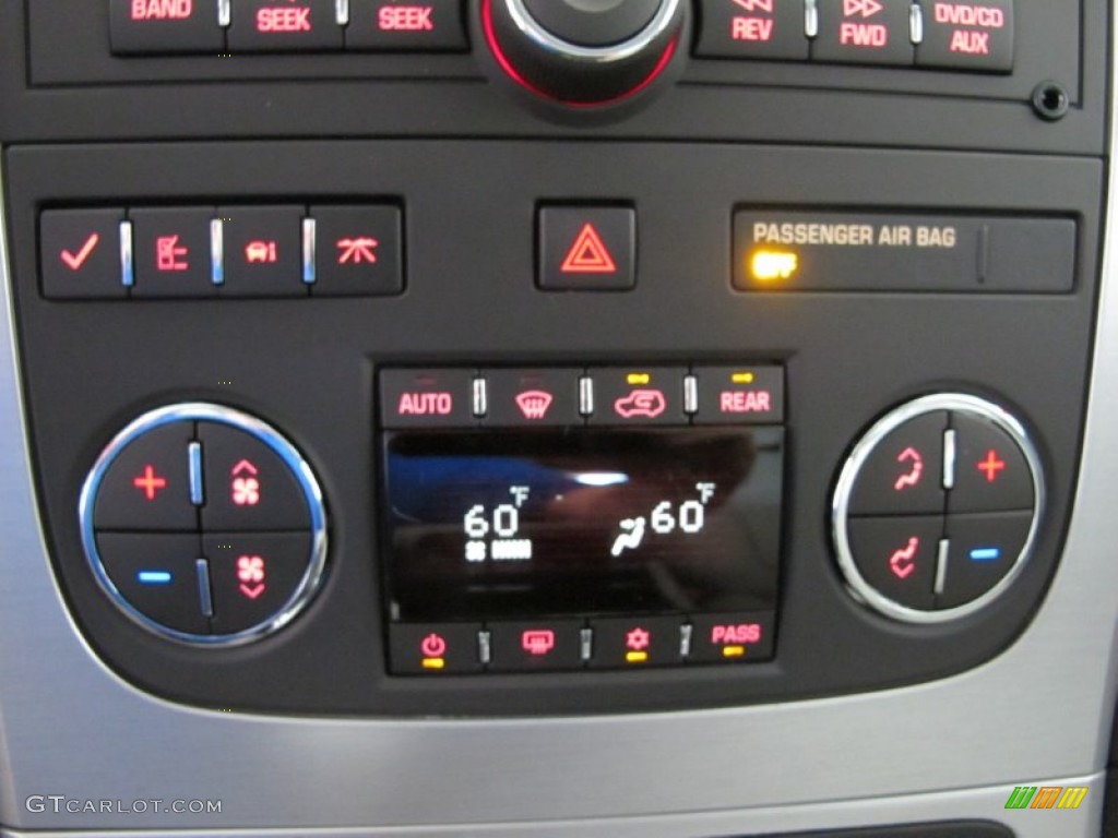 2012 GMC Acadia SLT Controls Photo #52269916