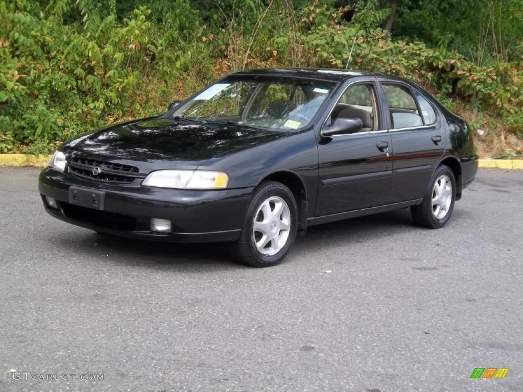 1999 Altima SE - Super Black / Dusk photo #1