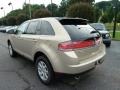 2007 Dune Pearl Metallic Lincoln MKX AWD  photo #2