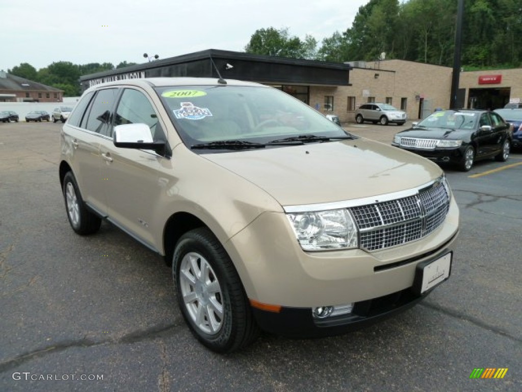 2007 MKX AWD - Dune Pearl Metallic / Medium Camel photo #5