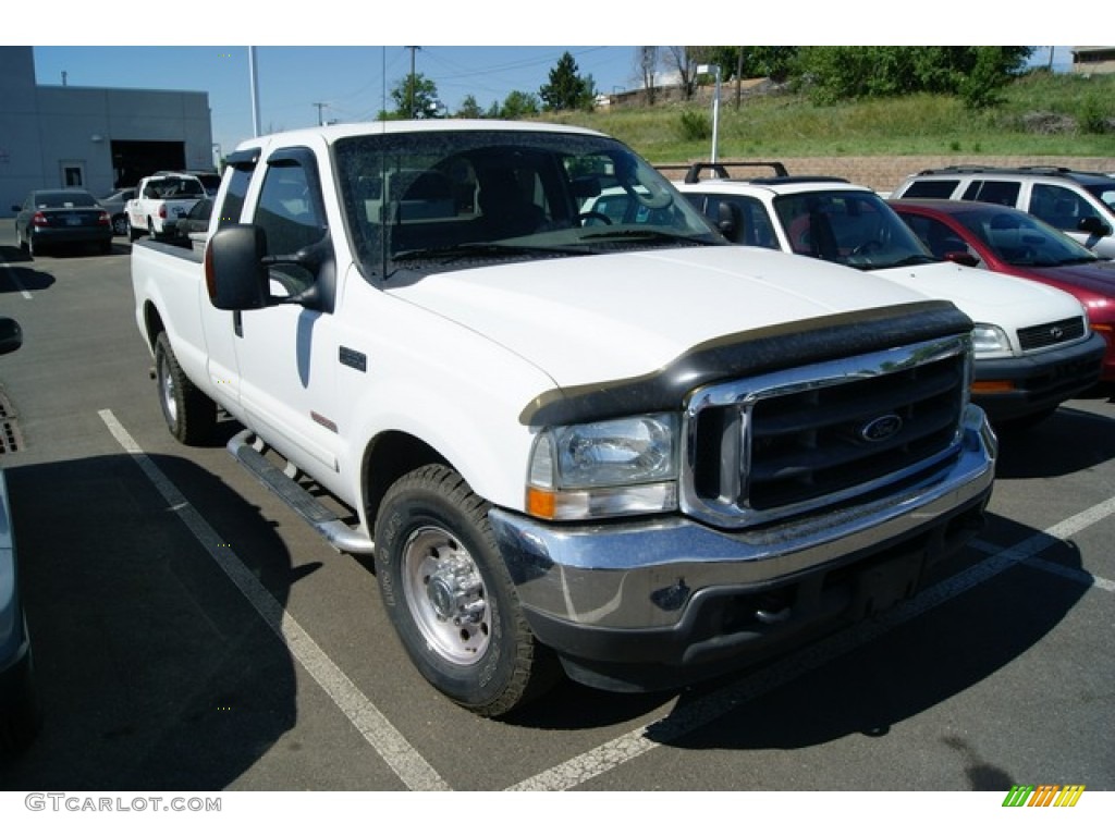 2003 F250 Super Duty XL SuperCab - Oxford White / Medium Flint Grey photo #1