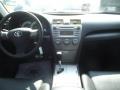 Black - Camry SE Photo No. 10