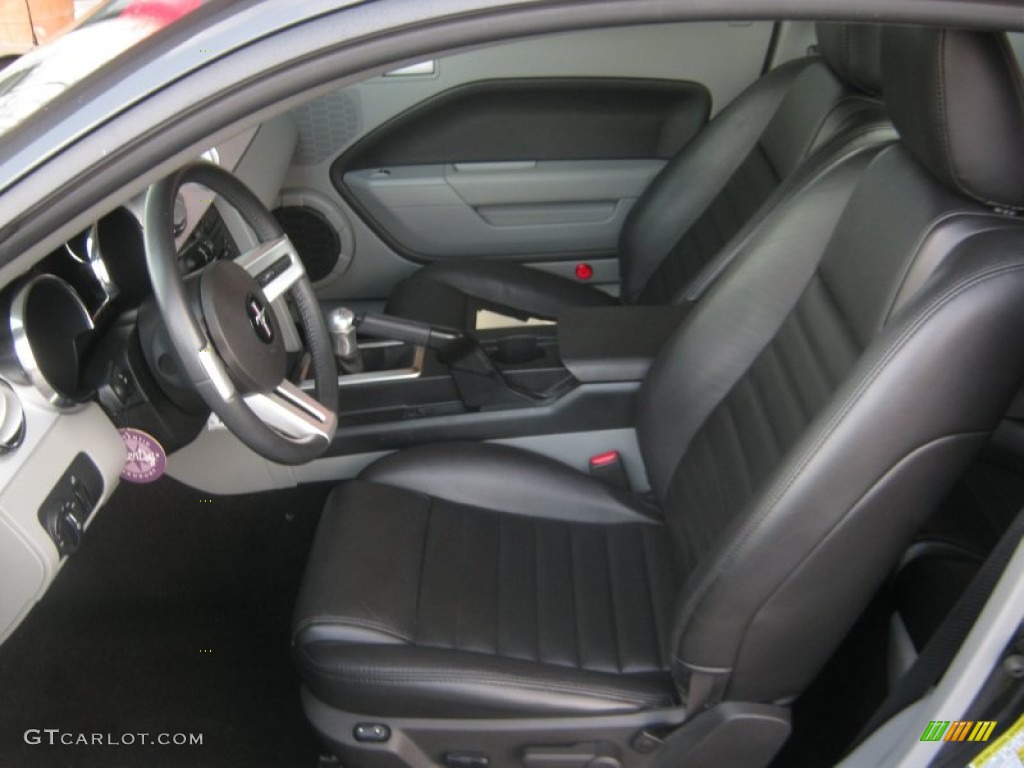 Black/Dove Accent Interior 2007 Ford Mustang GT Premium Coupe Photo #52274314