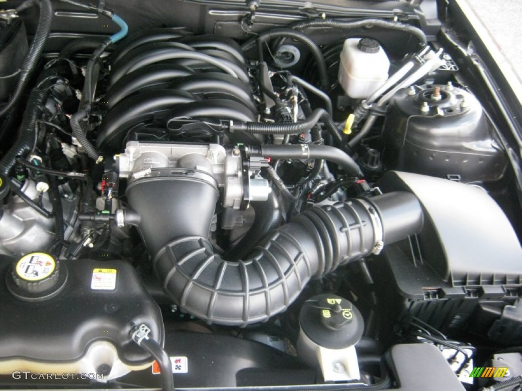 2007 Mustang GT Premium Coupe - Alloy Metallic / Black/Dove Accent photo #22
