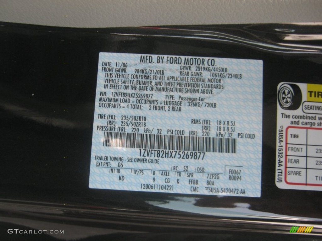 2007 Mustang GT Premium Coupe - Alloy Metallic / Black/Dove Accent photo #25