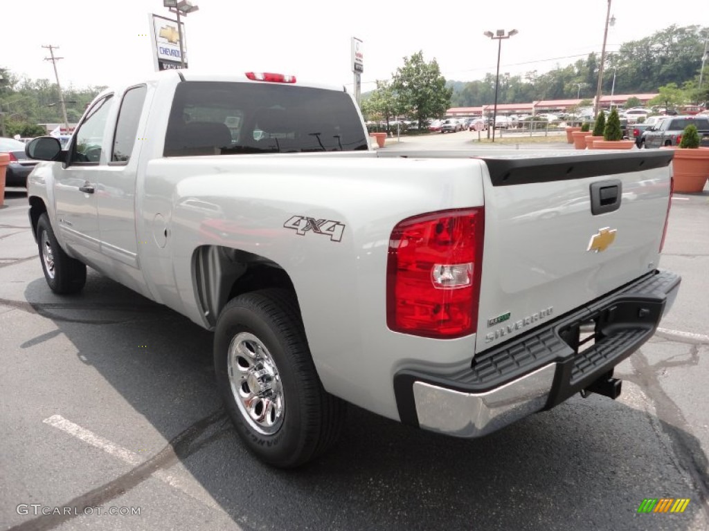 2011 Silverado 1500 LS Extended Cab 4x4 - Sheer Silver Metallic / Dark Titanium photo #5