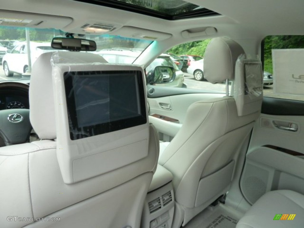 Light Gray Interior 2011 Lexus RX 350 AWD Photo #52281743