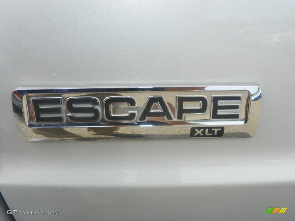 2008 Escape XLT 4WD - Silver Metallic / Charcoal photo #13
