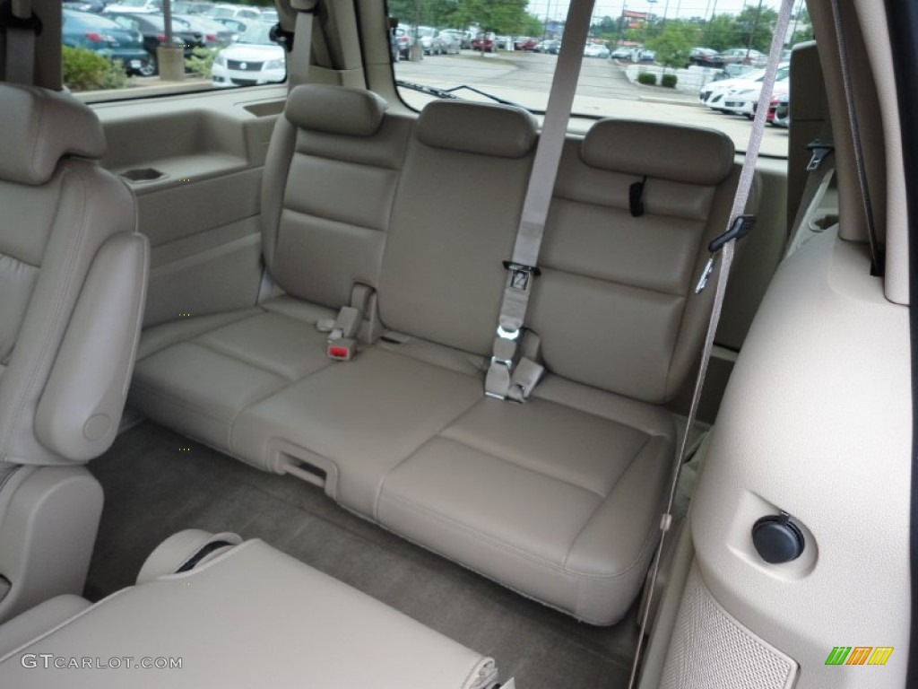 Pebble Beige Interior 2006 Ford Freestar SEL Photo #52282937