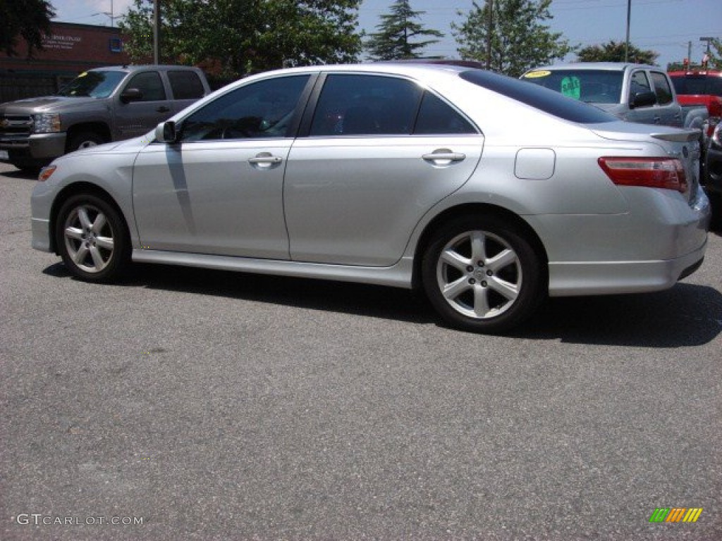 2009 Camry SE - Classic Silver Metallic / Charcoal photo #4