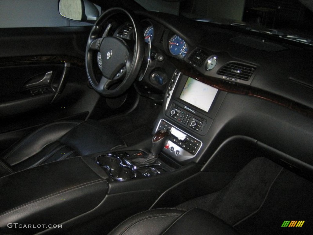 2010 Maserati GranTurismo Convertible GranCabrio Nero Dashboard Photo #52286978