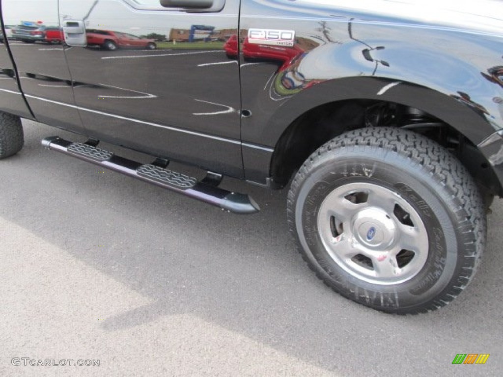 2006 F150 STX SuperCab 4x4 - Black / Medium Flint photo #3