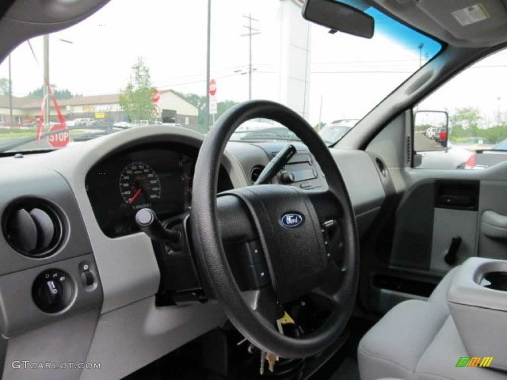 2006 F150 STX SuperCab 4x4 - Black / Medium Flint photo #8