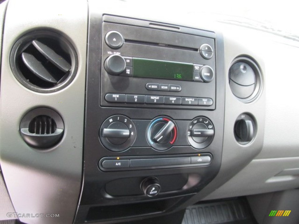 2006 F150 STX SuperCab 4x4 - Black / Medium Flint photo #10