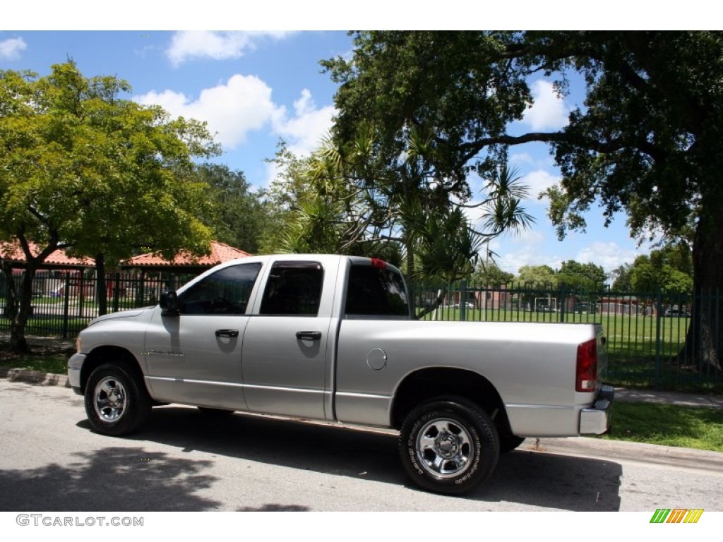 2003 Ram 1500 SLT Quad Cab 4x4 - Bright Silver Metallic / Dark Slate Gray photo #4