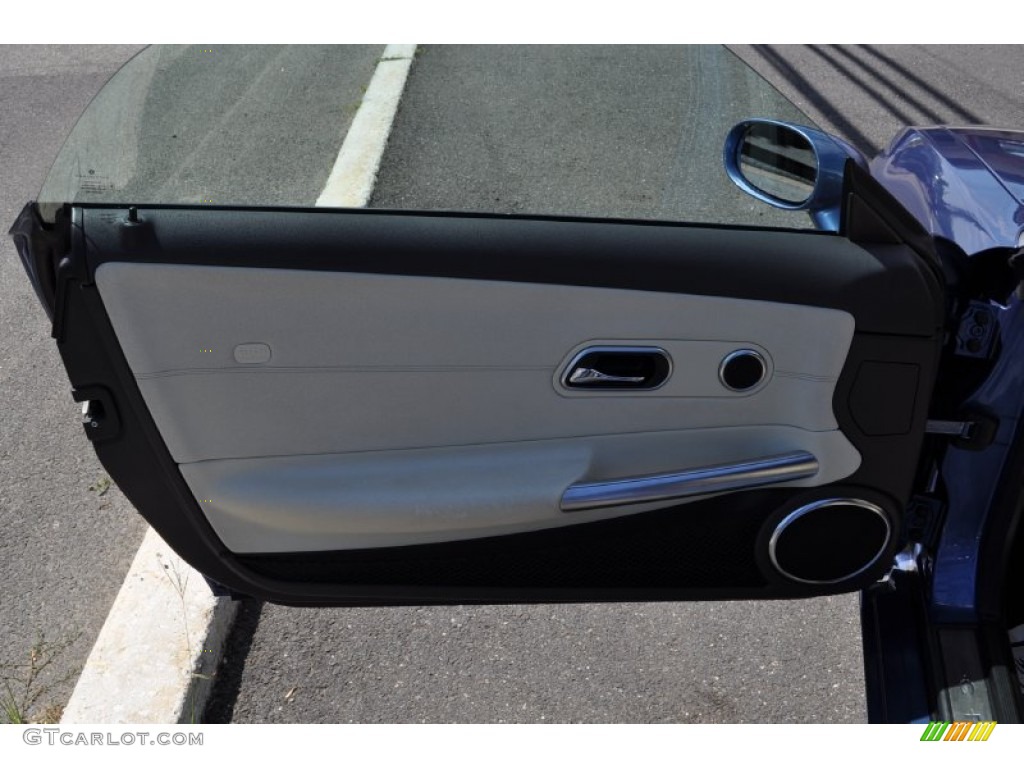 2005 Chrysler Crossfire Limited Roadster Dark Slate Grey/Vanilla Door Panel Photo #52289948