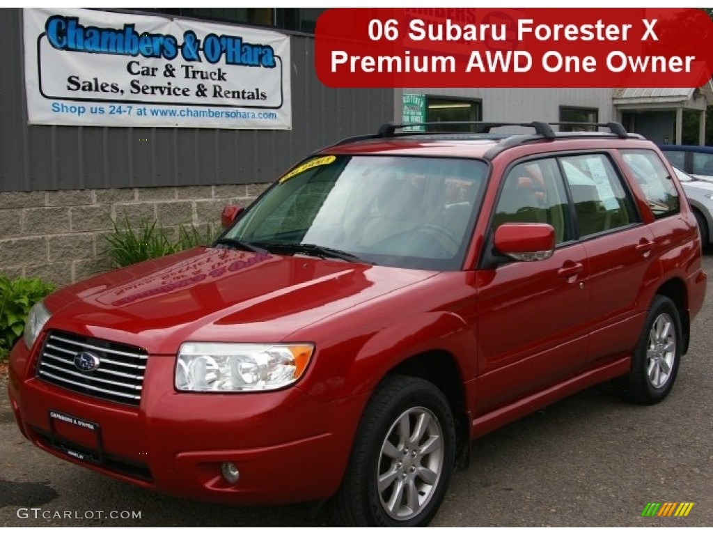 2006 Forester 2.5 X Premium - Garnet Red Pearl / Desert Beige photo #1