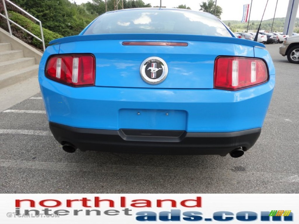 2011 Mustang V6 Premium Coupe - Grabber Blue / Charcoal Black photo #6