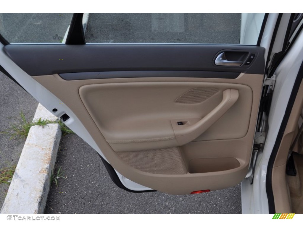 2006 Volkswagen Jetta 2.5 Sedan Pure Beige Door Panel Photo #52292915