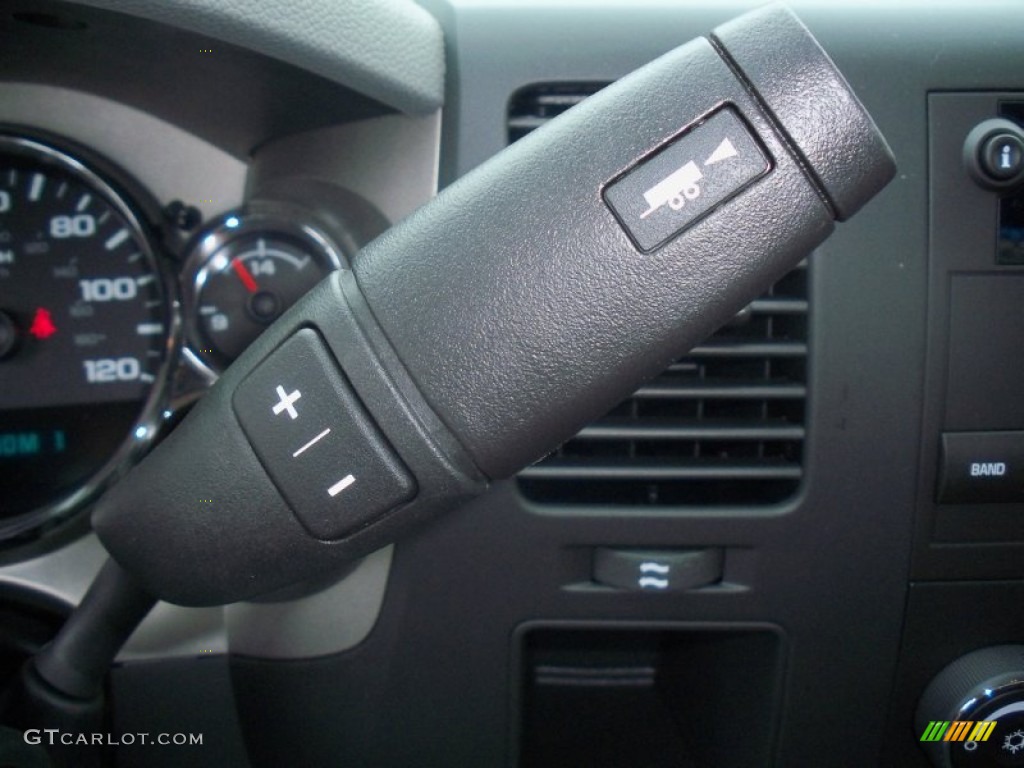 2011 Chevrolet Silverado 3500HD Regular Cab 4x4 Chassis Stake Truck Transmission Photos