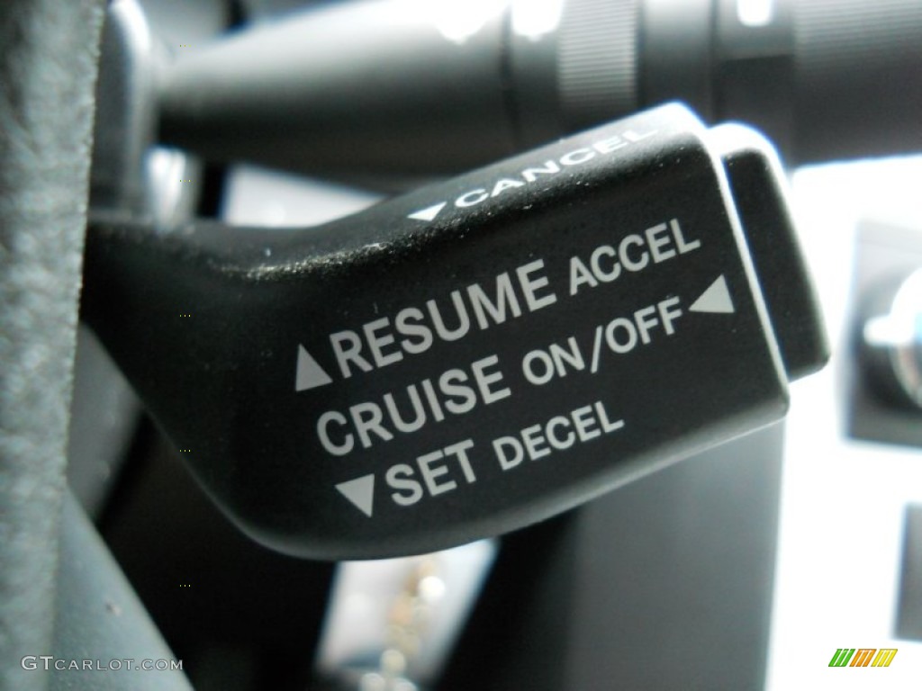 2009 Dodge Journey SXT Controls Photo #52302044