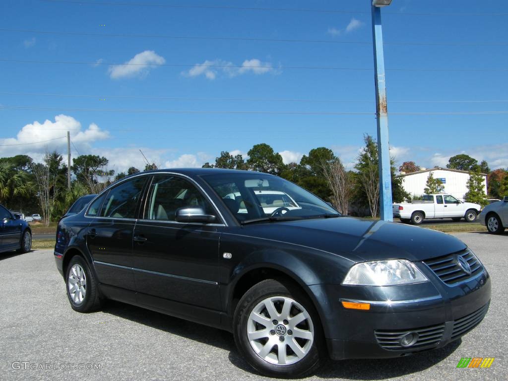 2003 Passat GLS Sedan - Blue Anthracite Pearl / Grey photo #7