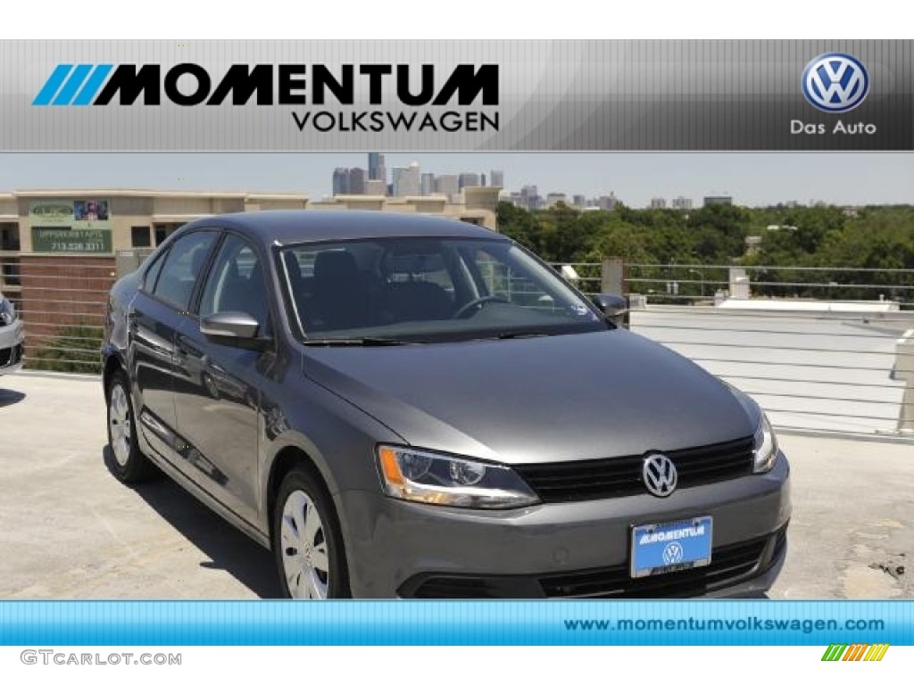 2011 Jetta SE Sedan - Platinum Gray Metallic / Titan Black photo #1