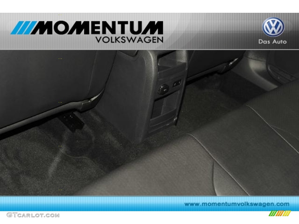 2011 Jetta SE Sedan - Platinum Gray Metallic / Titan Black photo #12