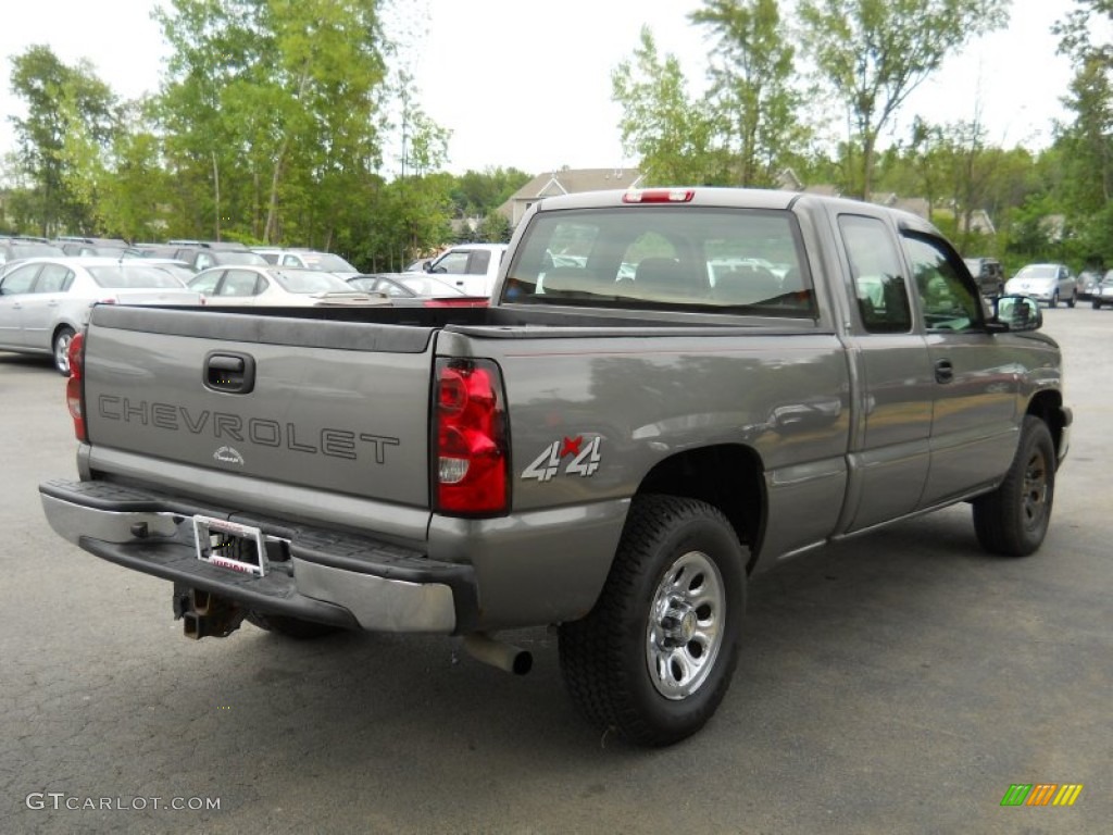 2006 Silverado 1500 LS Extended Cab 4x4 - Graystone Metallic / Dark Charcoal photo #2