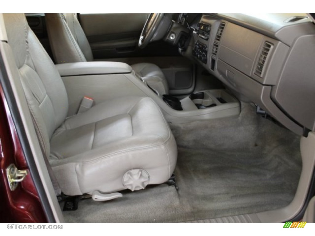 2002 Durango SLT 4x4 - Dark Garnet Red Pearl / Sandstone photo #16