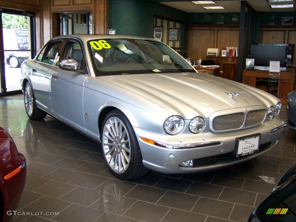 Platinum Silver Metallic 2006 Jaguar XJ XJR Exterior Photo #52310915