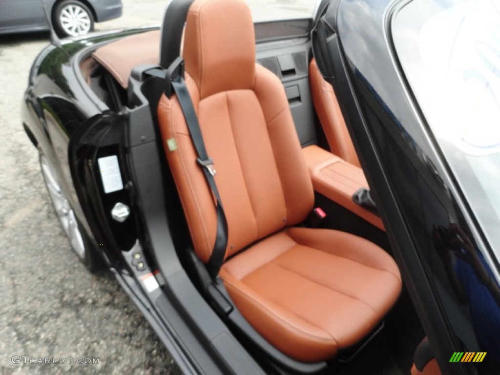 Tan Interior 2006 Mazda MX-5 Miata Grand Touring Roadster Photo #52313022
