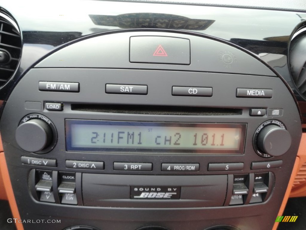 2006 Mazda MX-5 Miata Grand Touring Roadster Controls Photo #52313178