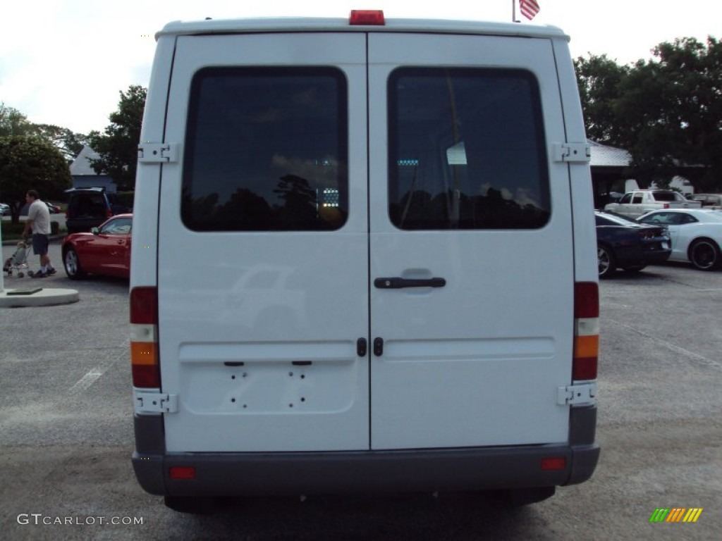 Arctic White 2006 Dodge Sprinter Van 2500 Cargo Exterior Photo #52313793