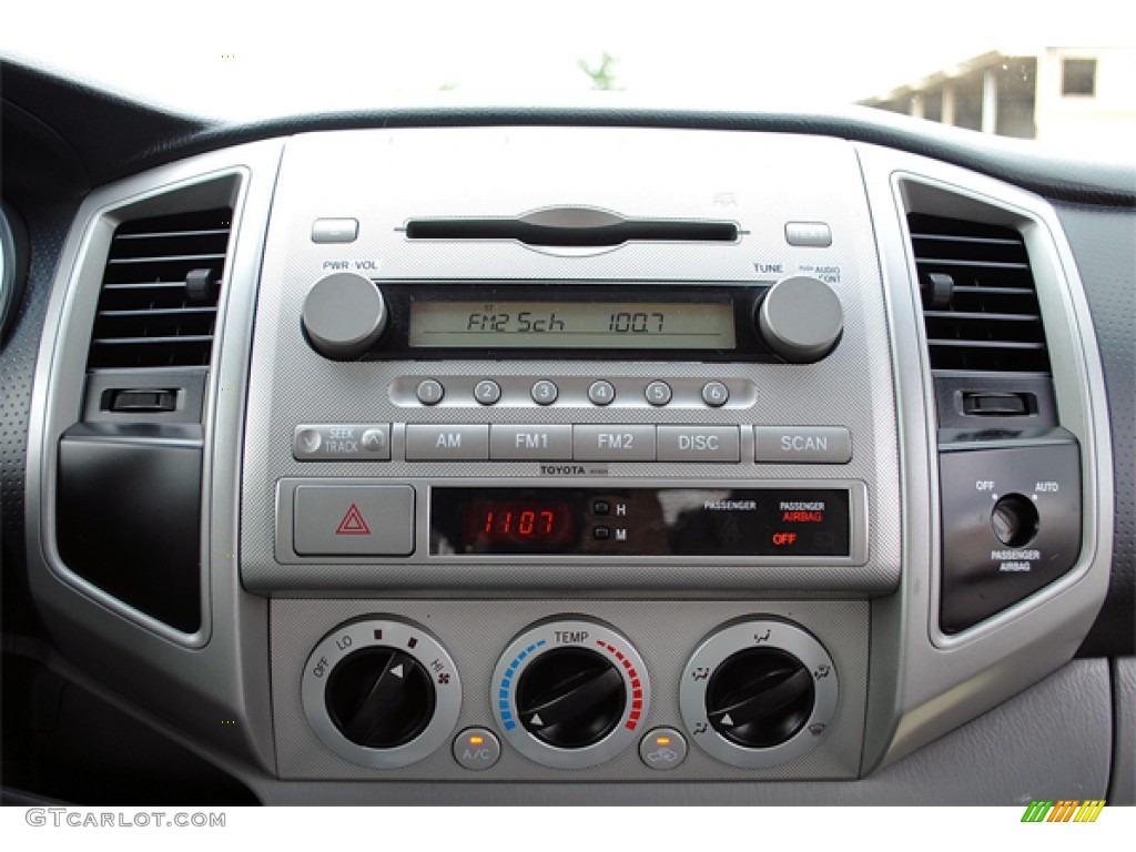 2008 Toyota Tacoma PreRunner Access Cab Controls Photo #52313871