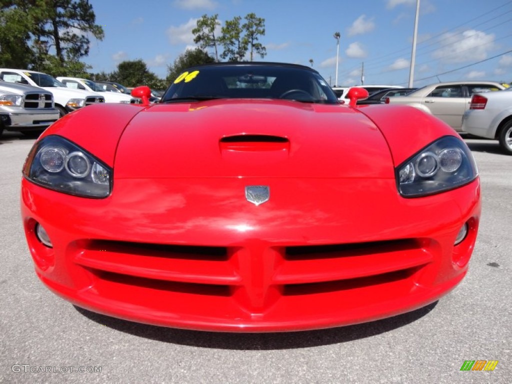 Viper Red 2004 Dodge Viper SRT-10 Exterior Photo #52314774