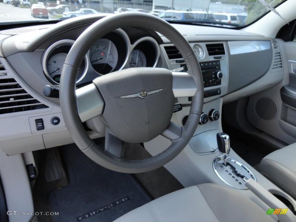 2008 Chrysler Sebring Touring Convertible Dark Khaki/Light Graystone Dashboard Photo #52315116
