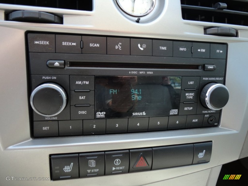 2008 Chrysler Sebring Touring Convertible Controls Photo #52315389