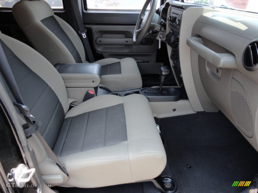 Dark Khaki/Medium Khaki Interior 2008 Jeep Wrangler Unlimited X Photo #52316589