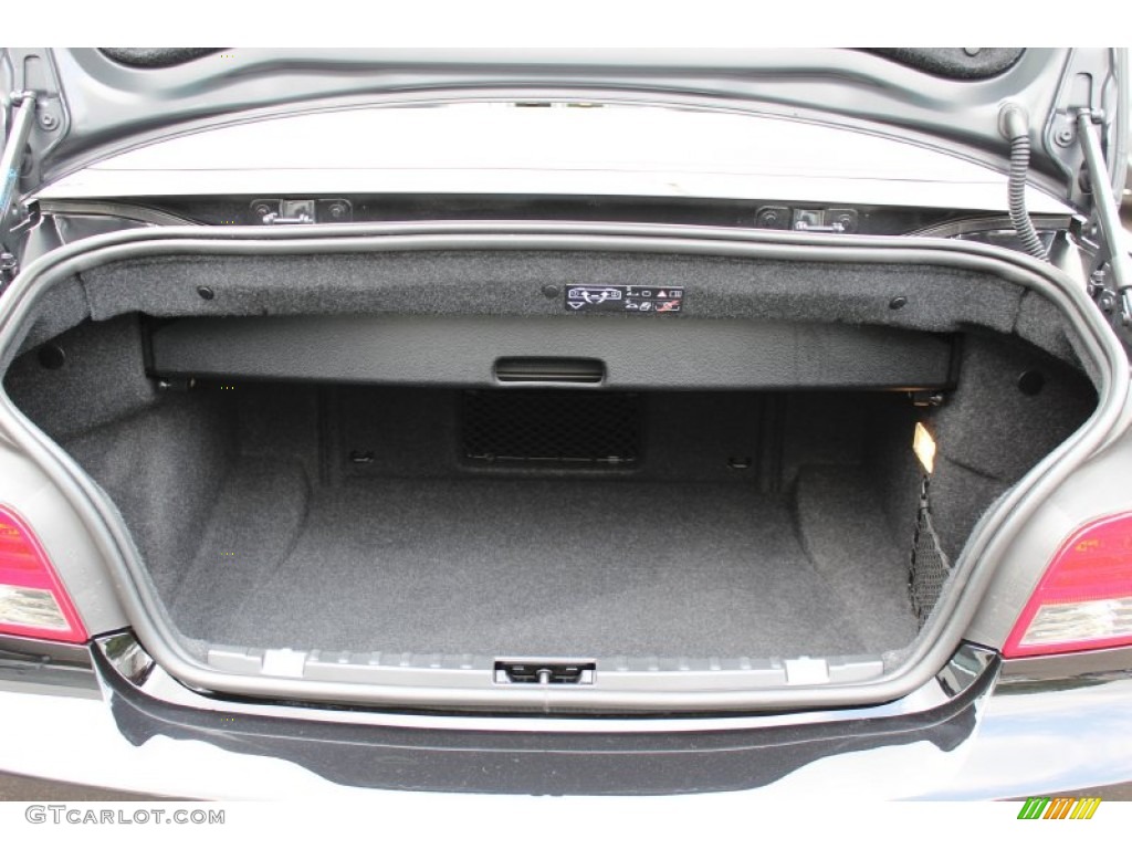 2011 BMW 1 Series 128i Convertible Trunk Photo #52316892