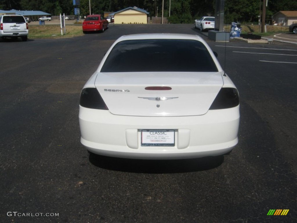2004 Sebring Sedan - Stone White / Dark Slate Gray photo #4