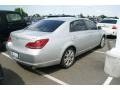 Classic Silver Metallic - Avalon XLS Photo No. 2